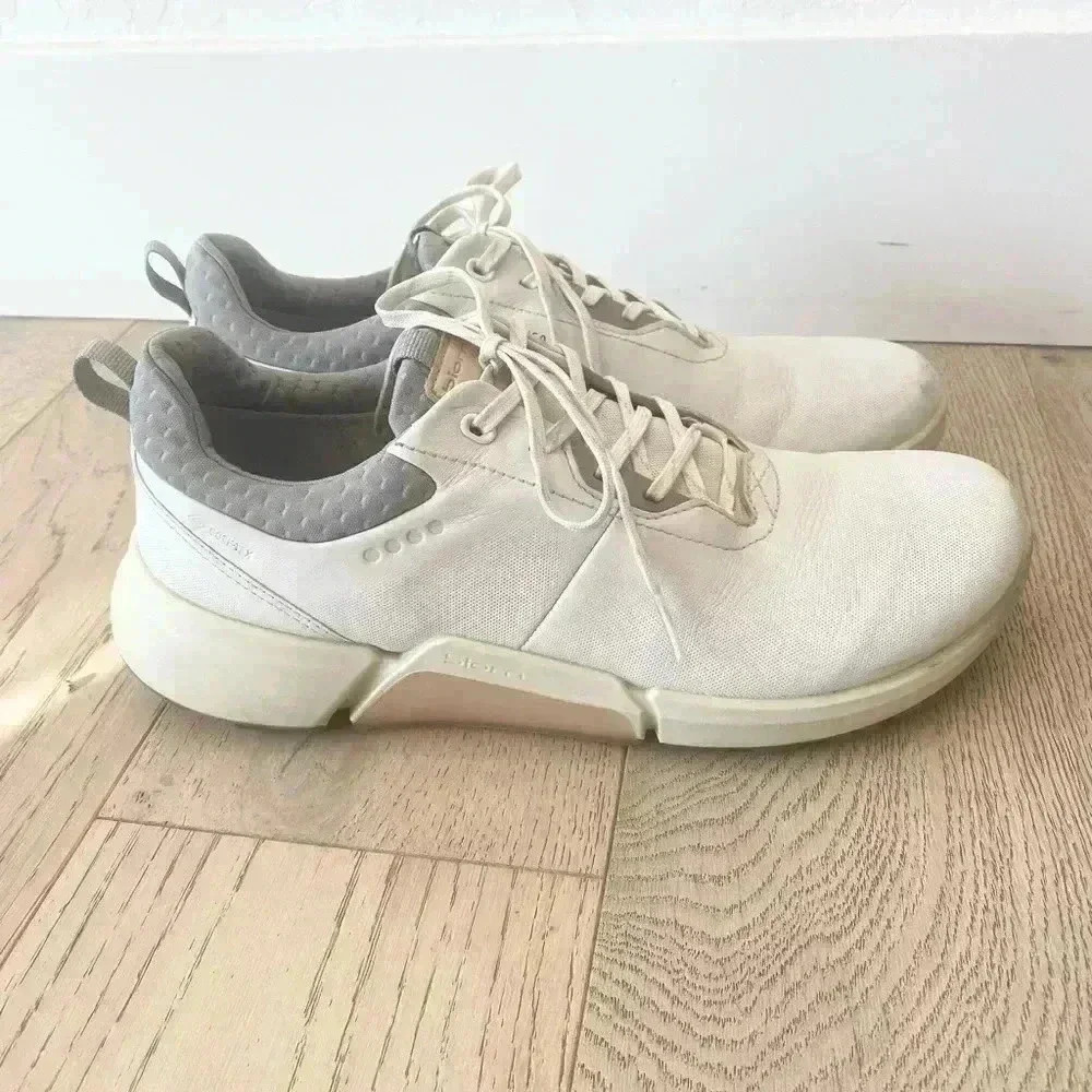 ecco women's biom h4 golf gore tex shoes Size 10-10.5